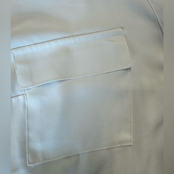 Torrid  Short Sleeve Blouse - Picture 8 of 13